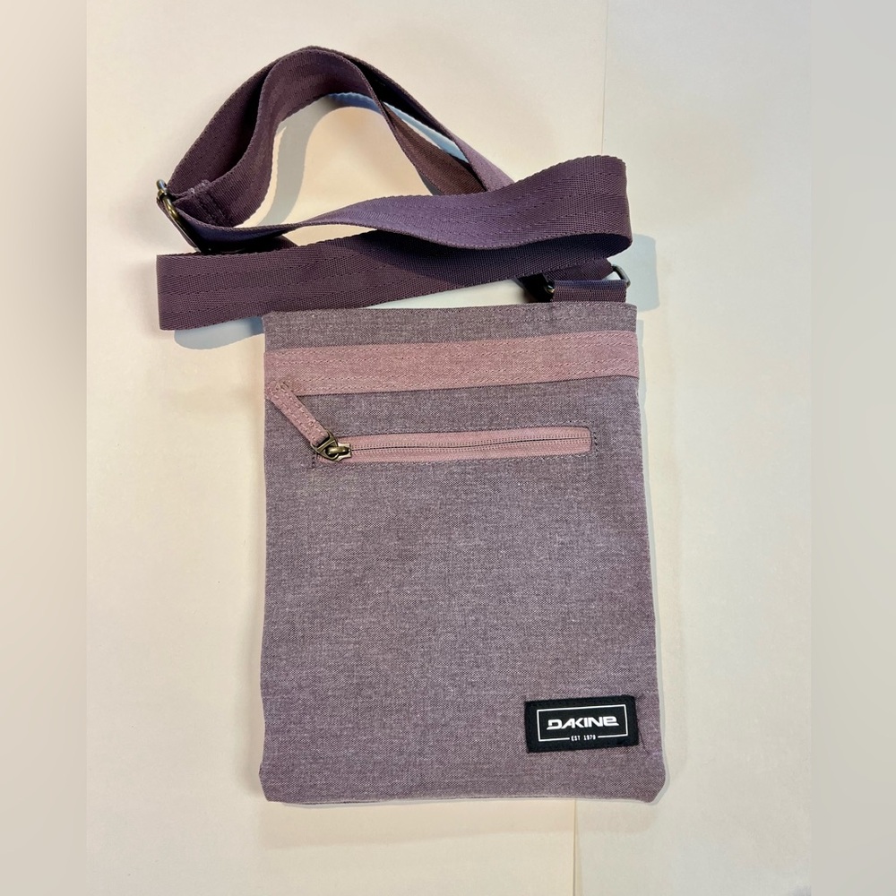 Dakine Crossbody